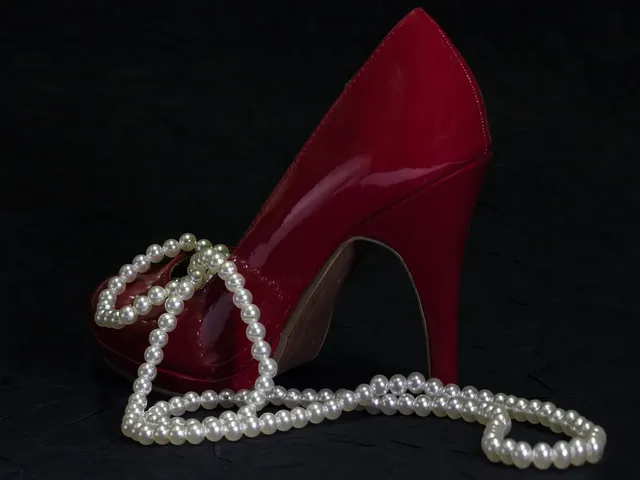 Sapato meia pata peep toe