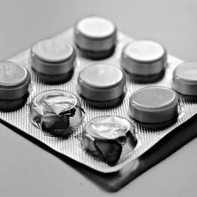 /BR/product/vitamina-d-200mg-60-capsulas-nutraway-36011-4618-11063-1-productbig.webp